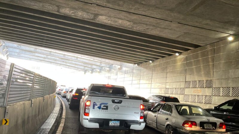 Mi crónica al estrenar el paso a desnivel de la 27 de Febrero con Isabel Aguiar
