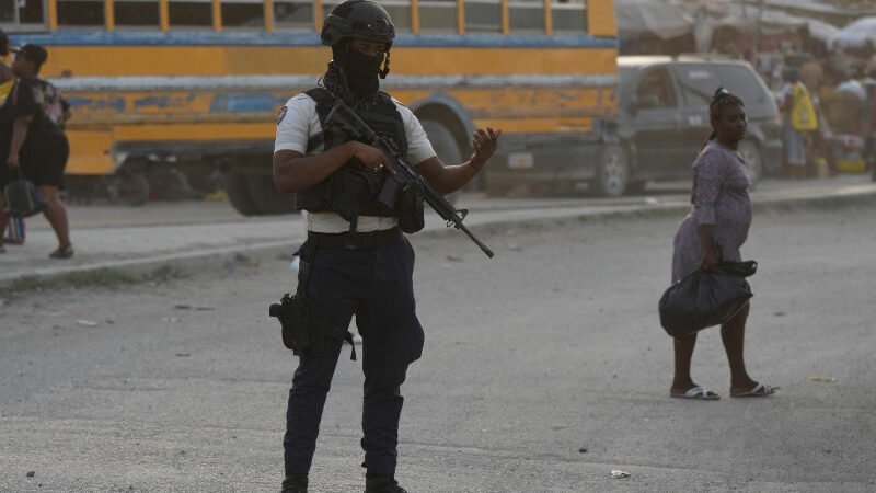 Haitianos reciben con cautela nueva misión