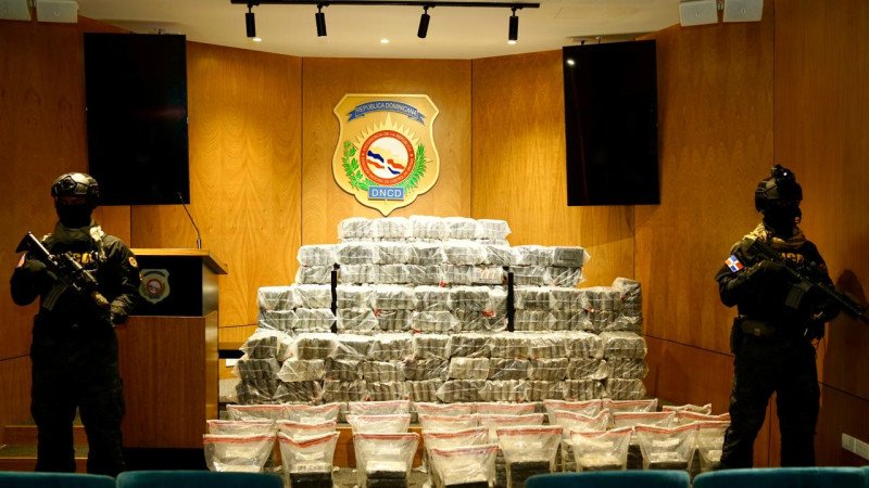 Capturan 650 paquetes de cocaína en las costas de Banilejas