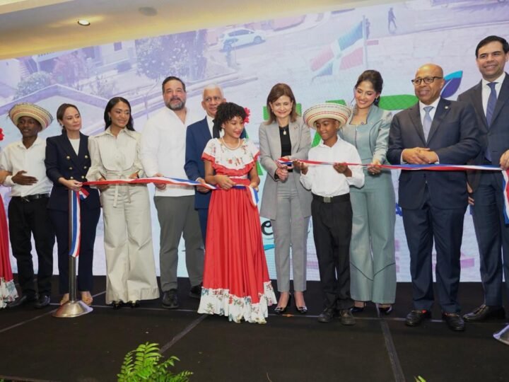 Vicepresidenta Raquel Peña y diputada Daritza Zapata inauguran “Dajabón Vívelo”: una feria que redefine la frontera como motor de desarrollo sostenible
