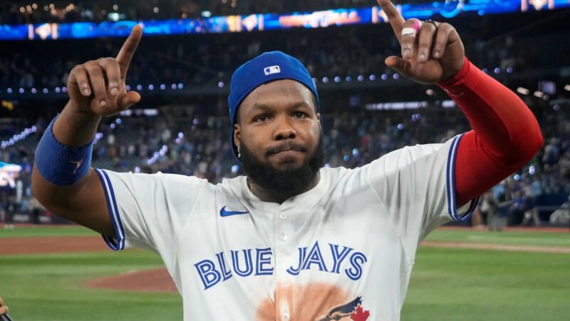 Vladimir Guerrero Jr envía mensaje a Dodgers tras promesa de Roberts de «arruinar el béisbol»