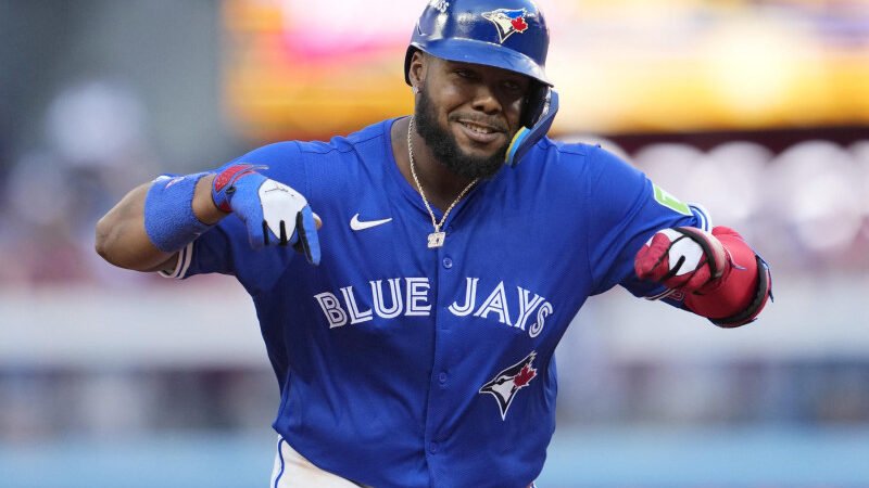Vladimir Guerrero Jr. pega grand slam y Toronto pone a Yankees contra la pared