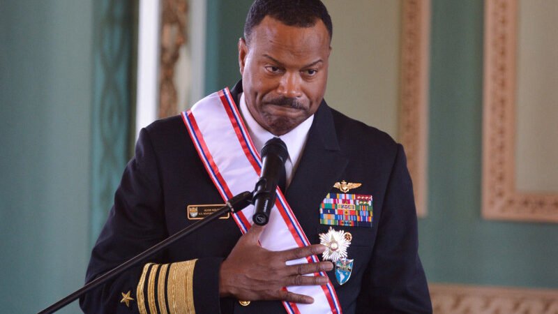 Alvin Holsey a cargo de operaciones cerca de Venezuela anuncia su retirada