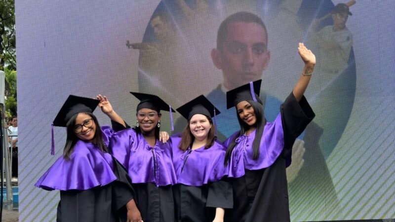 La UASD celebra 487 años de historia con la investidura de 3,710 nuevos profesionales