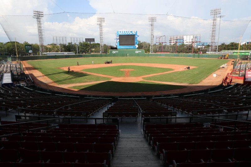 Resucita el Estadio Quisqueya