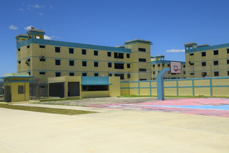 Trasladaran internos a la cárcel de Las Parras  esta semana