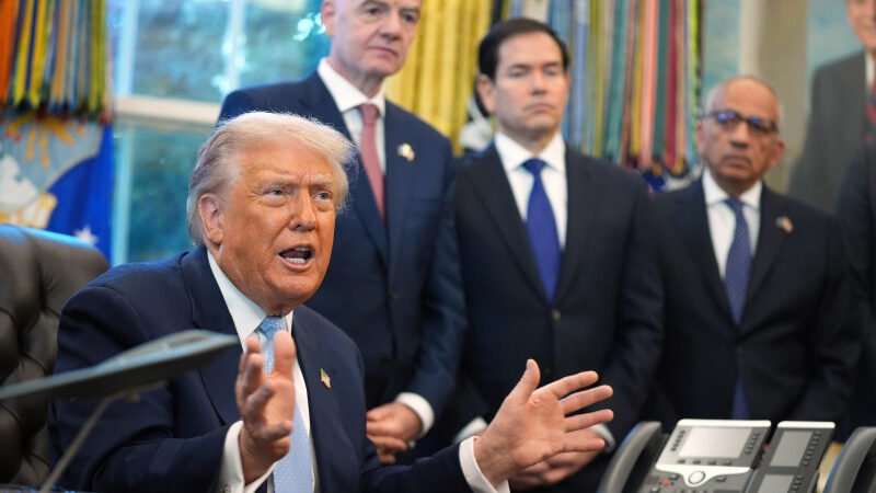 Trump no descarta ningunan opción sobre Venezuela