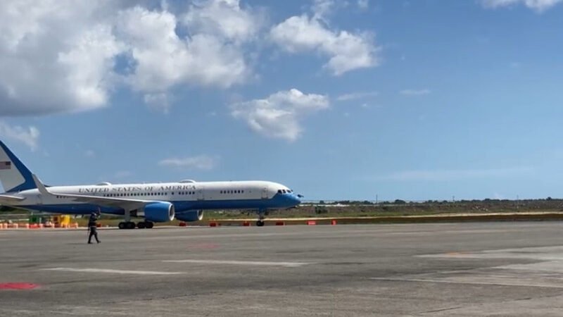 Llega el secretario de Guerra de Estados Unidos  a República Dominicana