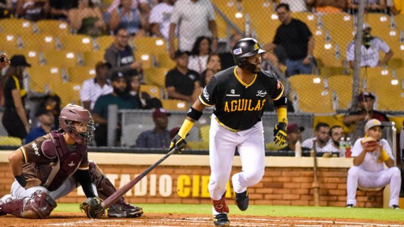 Águilas  vencen a las Estrellas
