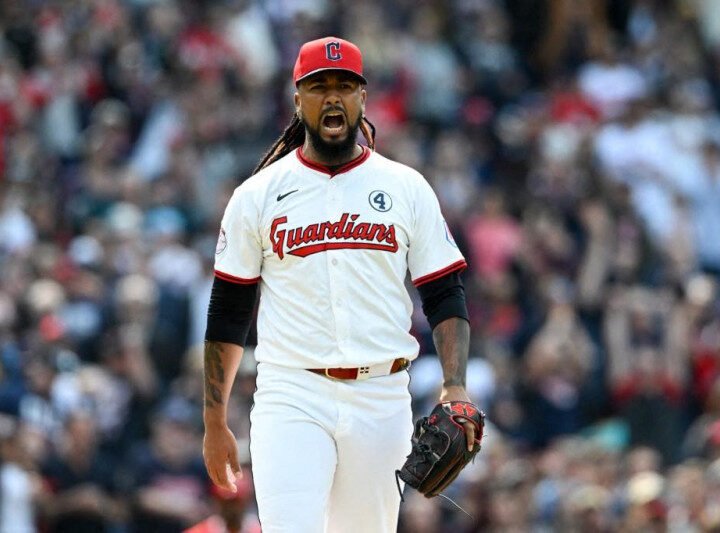 Arrestan a Emmanuel Clase al llegar a NY