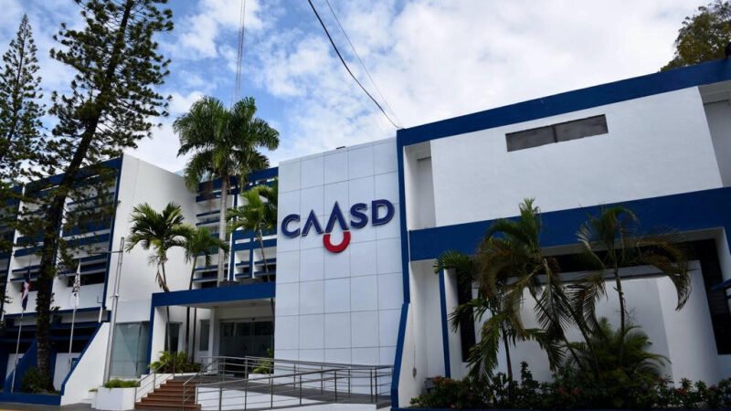 RD$1,400 millones en la red de saneamiento en barrios de SD