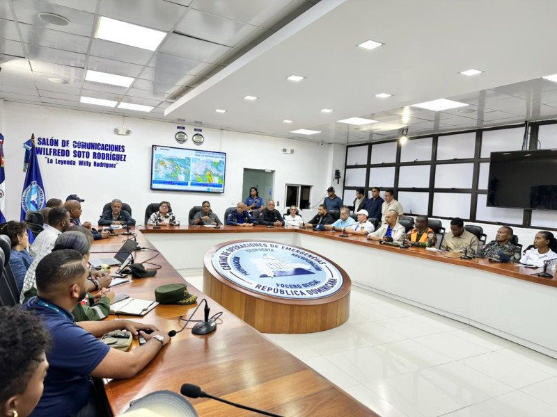 Aumentan a ocho las provincias en alerta amarilla por activa onda tropical