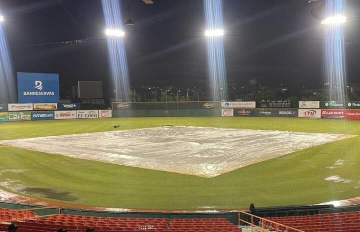 Posponen juego entre Águilas y Toros 