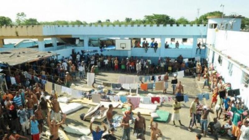 De modelo de avance a “cementerio de hombres vivos”