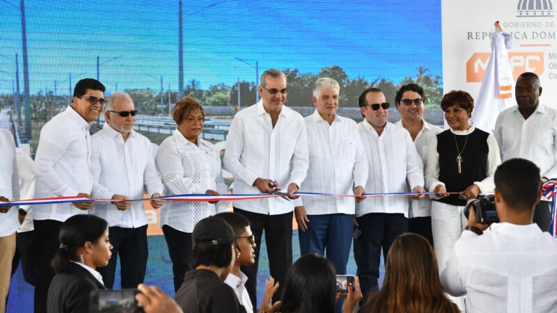 Gobierno inaugura etapa final de la avenida Ecológica