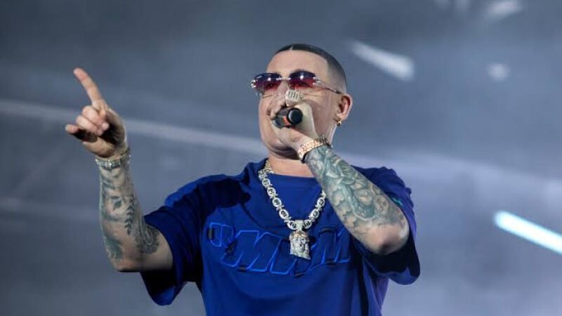 Niegan entrada a Cosculluela en Chile por un asunto político