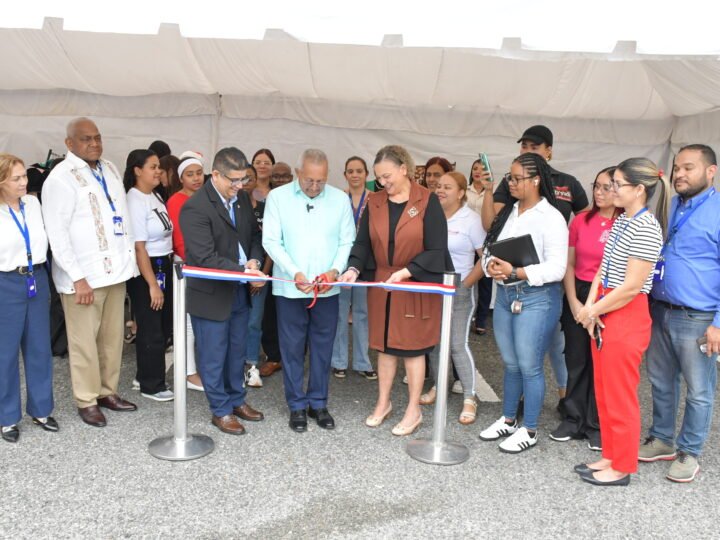 ONAPI impulsa el talento interno con el 4.º Bazar del proyecto ONAPI Emprende