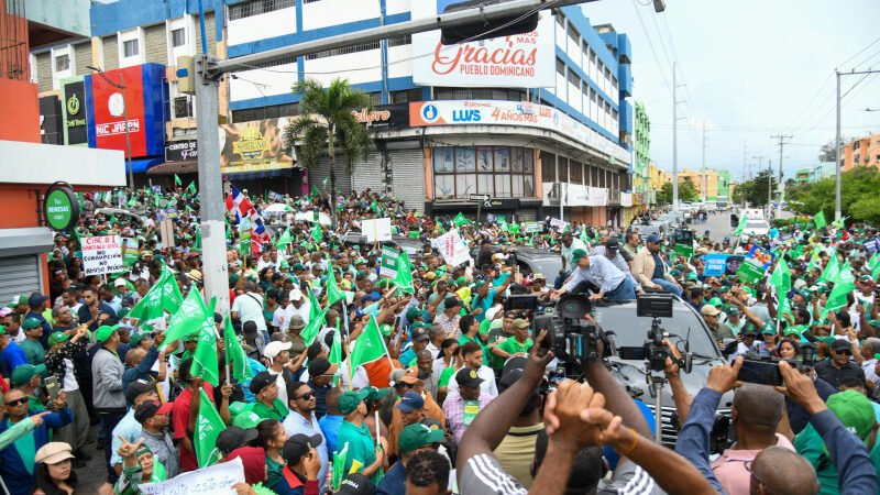 La Fuerza del Pueblo marcha por reclamos sociales