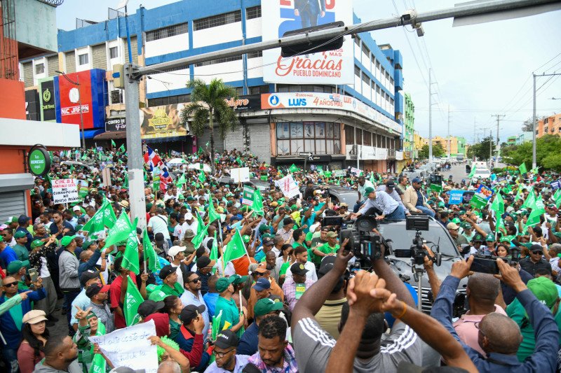 La Fuerza del Pueblo marcha por reclamos sociales