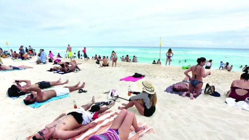 Anuncian facilidad de entrar al país solo con pasaporte vigente