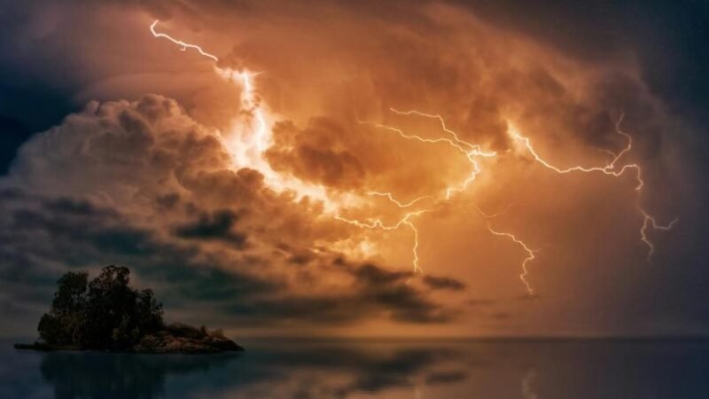 Alerta por tormenta solar que impacta hoy a la Tierra