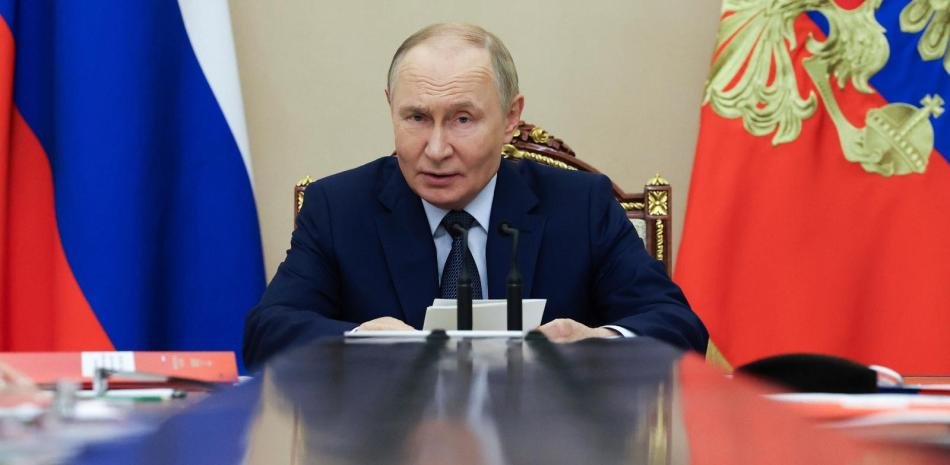 «Exigimos una aclaración inmediata» del paradero de Maduro y su esposa