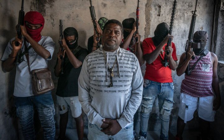 Destruyen casa del líder criminal haitiano, ‘Barbecue’