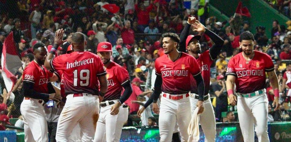 Escogido en el primer lugar del Round Robin