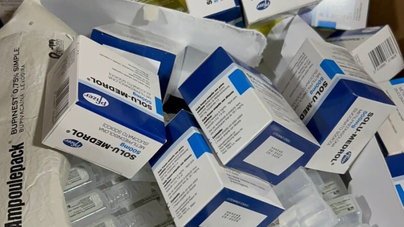 Dejan vencer medicamentos donados