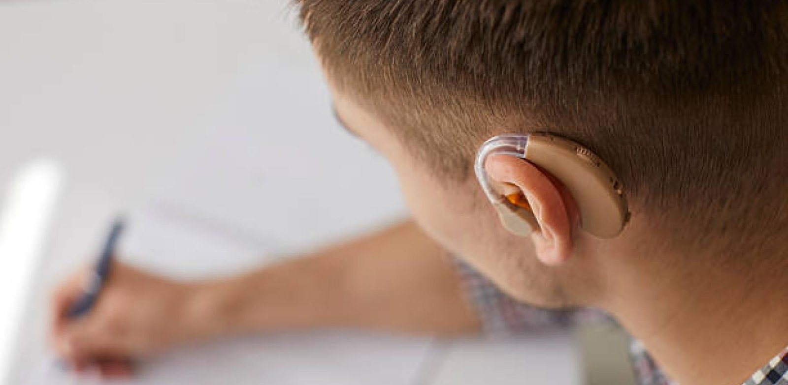 Estudiantes con discapacidad triunfan en universidades, pese a dificultades y falta de datos