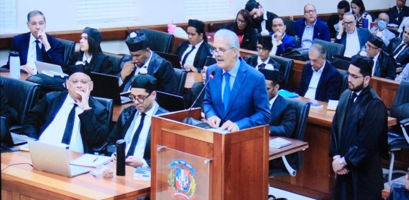 Le retiran acusación por devolver 20 millones