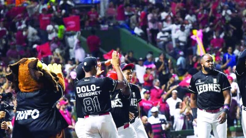 Escogido viene de atrás y gana primero de la final