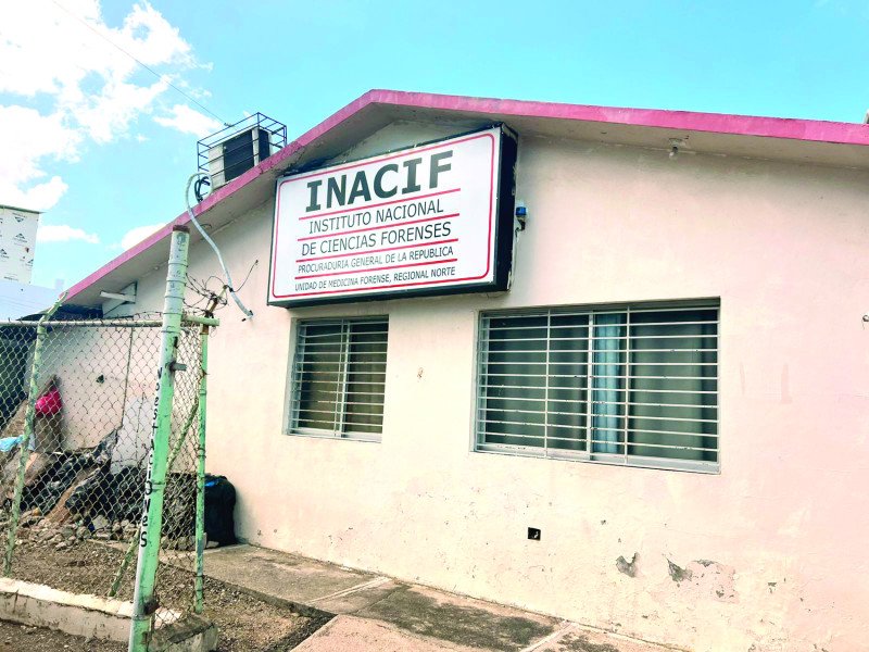 Inacif opera con dificultades