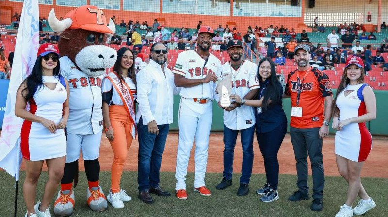 LIDOM le salvó la carrera a Eloy Jiménez quien se iba a retirar