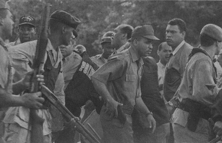 El senador del «entren to» y una de las mentes mas brillantes de la política dominicana