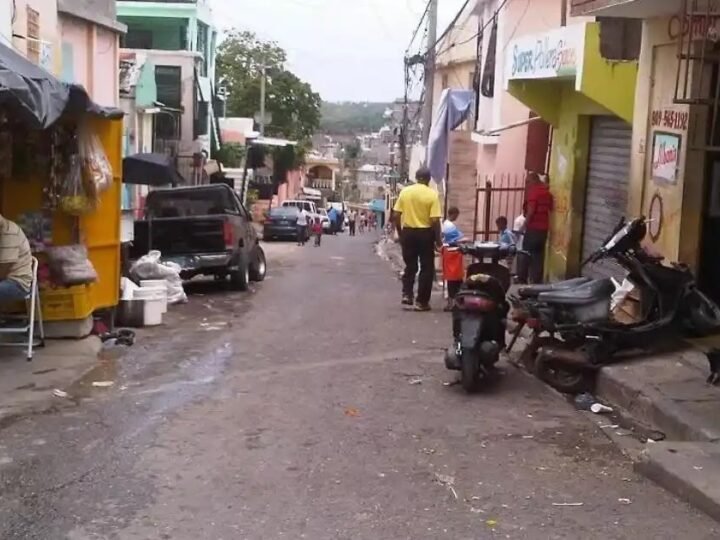 Fuerte tiroteo en El Café de Herrera causa temor en la madrugada del 5 de enero
