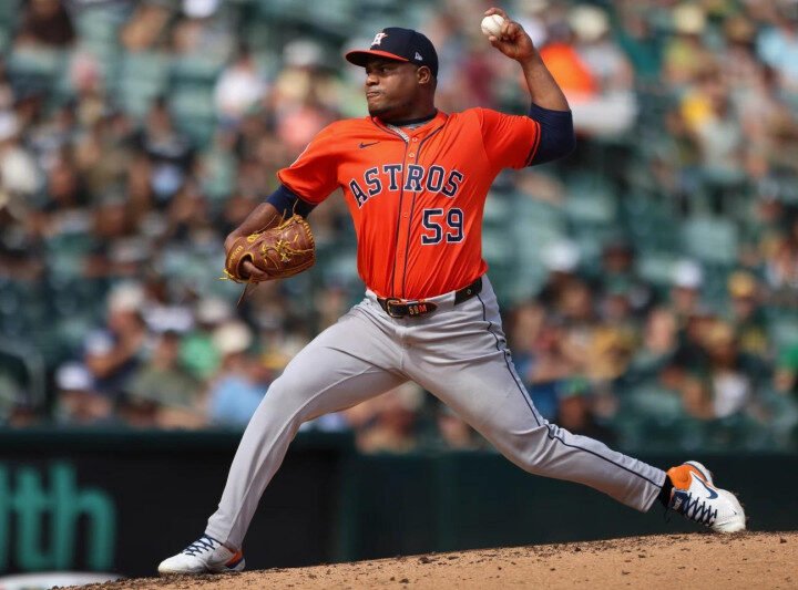 Framber Valdez acuerda por tres años y 115 millones con los Tigres de Detroit