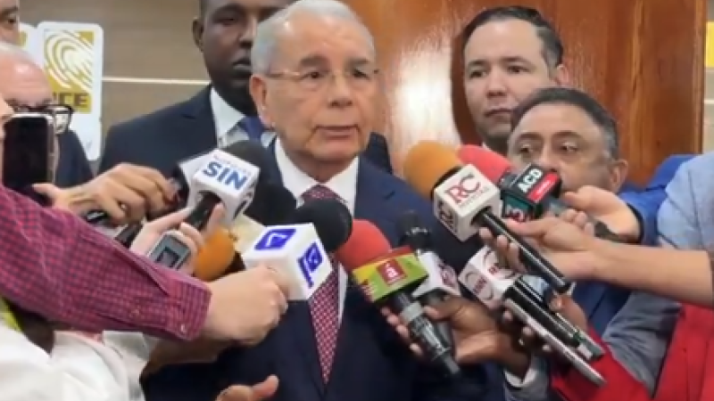 El Gobierno es sumamente lento en realización de obras