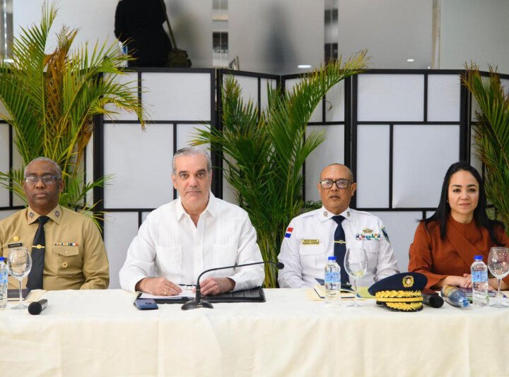 Fuerza de Tarea descarta hablar de exsupervisor de la DEA acusado en EEUU en reunión con Abinader