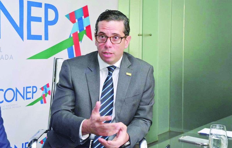 Tasas de interés frena inversión en los sectores productivos