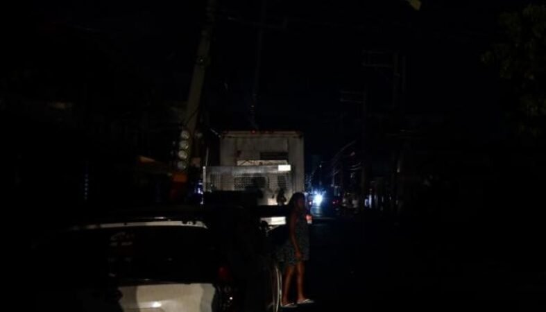 Otro apagón general afecta la “cotidianidad” de República Dominicana