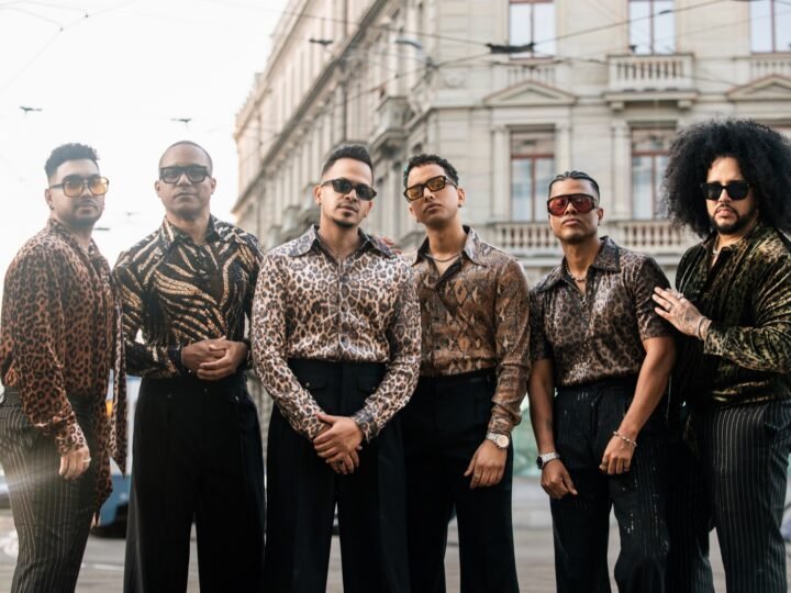 Grupo Extra estrena “Dime lo que te pasó” y celebra nominación a los Premios Soberano