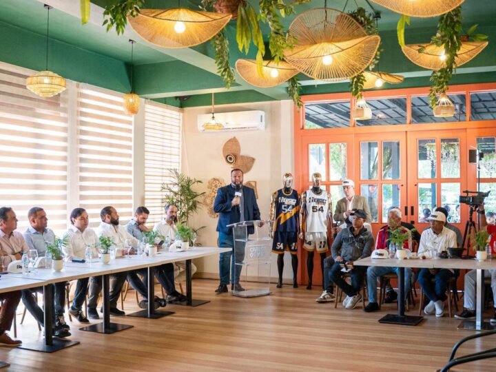 Héroes de Moca: la nueva franquicia que pone a Espaillat en la élite del baloncesto dominicano