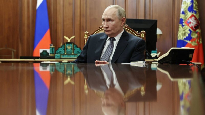 «La vía diplomática en el conflicto con Irán en una llamada con Pezeshkian», pide Putin