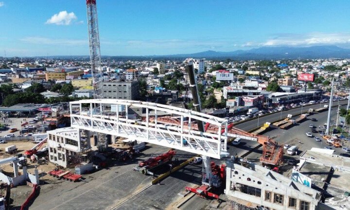 Tumbarán el puente peatonal del kilómetro 9