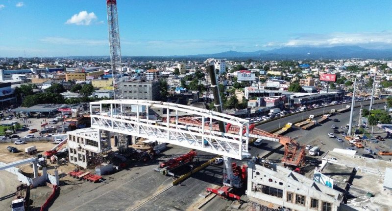 Tumbarán el puente peatonal del kilómetro 9