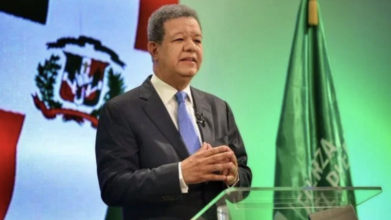 Leonel pide se hagan acuerdos con otros países  petroleros para disminuir crisis
