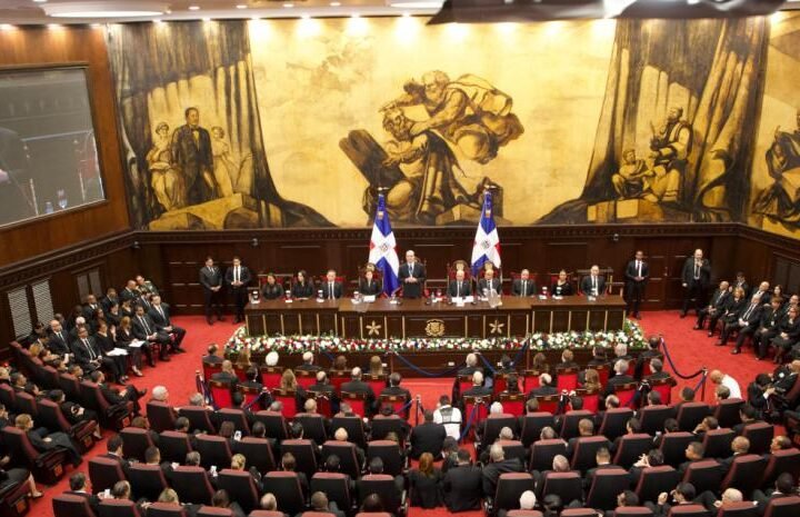 Obvian sentencia del TC y eliminan candidatura independiente