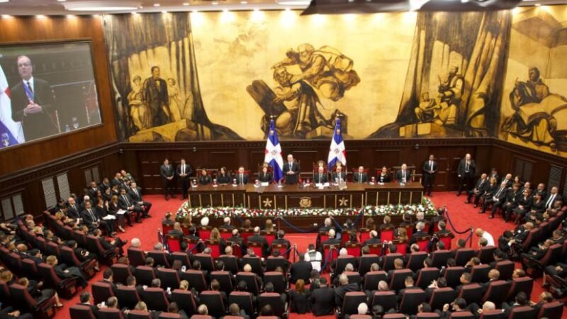 Obvian sentencia del TC y eliminan candidatura independiente