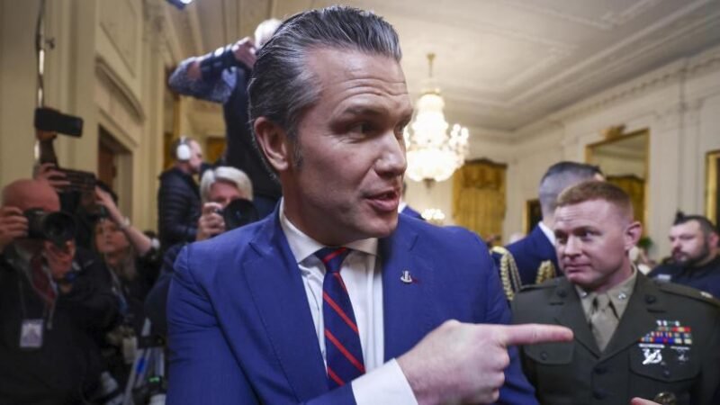 EEUU va a la «ofensiva» militar contra los carteles de Latinoamérica